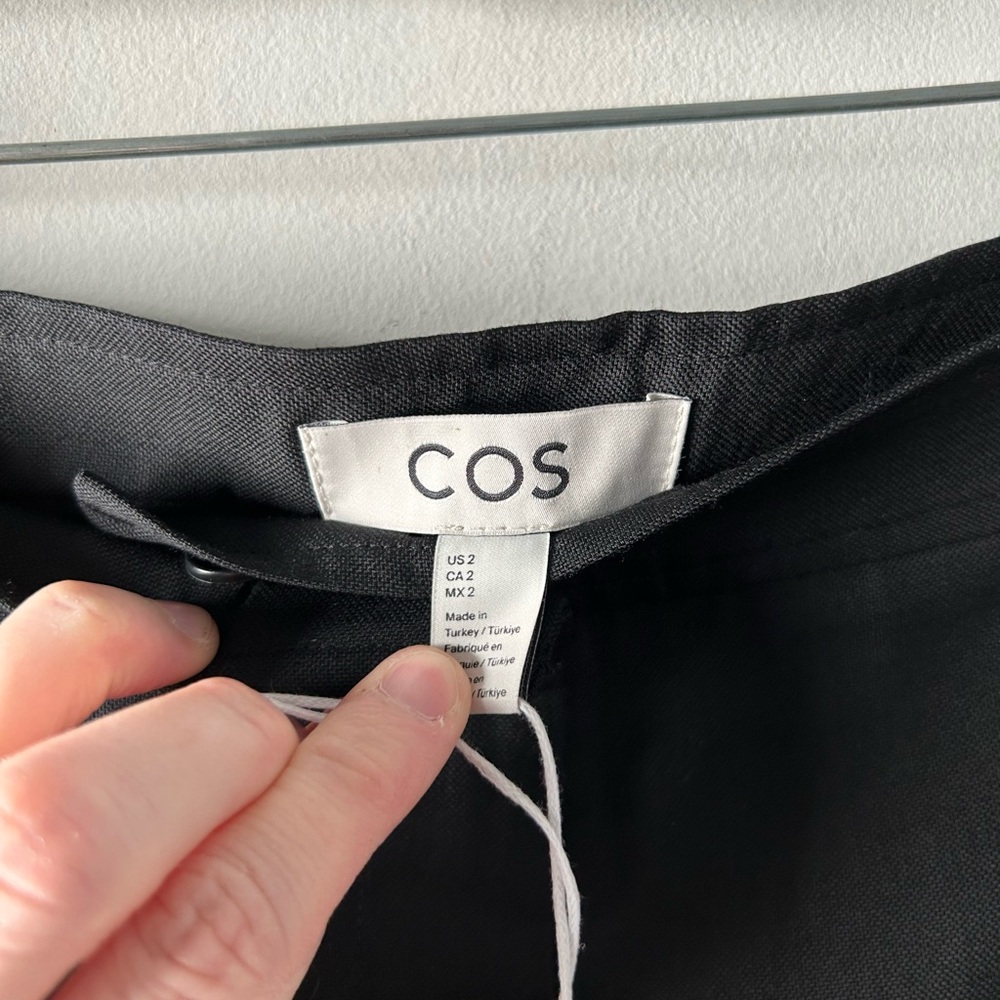 COS black pleated mini skirt - Picture 2 of 5